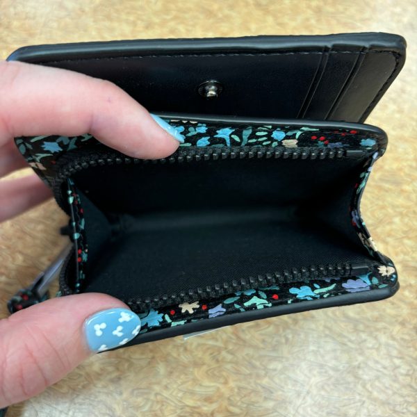 Wallet Luxury Designer By Marc Jacobs In Floral Print, Size:Medium For Sale - Image 3